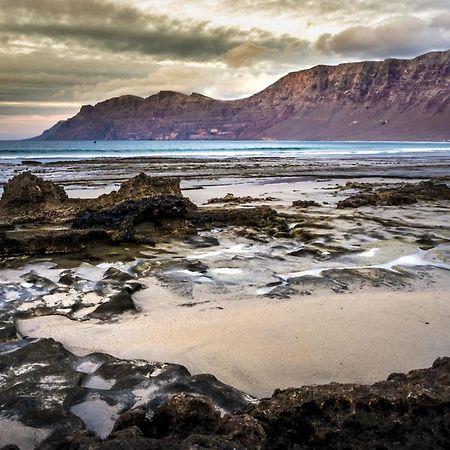 Famara Surf公寓 外观 照片